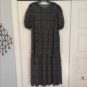 Black and White Floral Dot Midi Dress